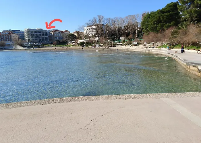 Azur Bacvice شقة